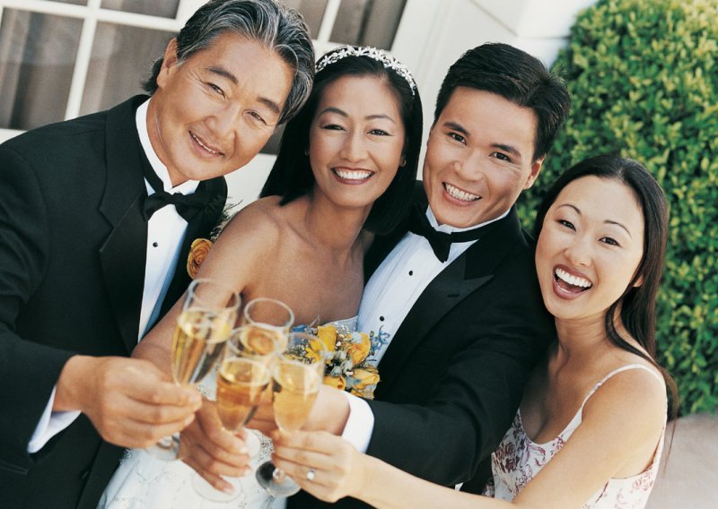 Japanski parovi iznajmljuju prijatelje