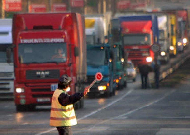 Tranzitni kamionski promet isključivo autocestama