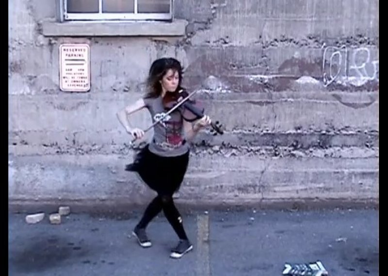 Pogledajte talentiranu violinisticu Lindsey