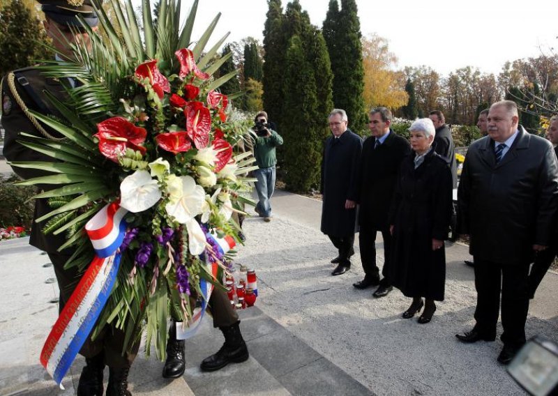 Top state delegations lay wreaths at Mirogoj cemetery