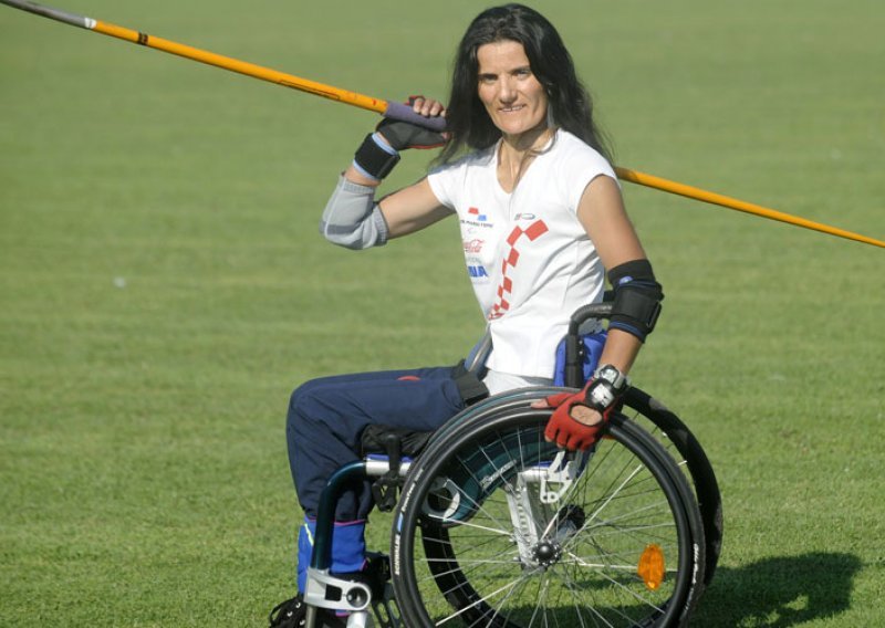 Antonia Balek ima svjetski rekord u bacanju kugle