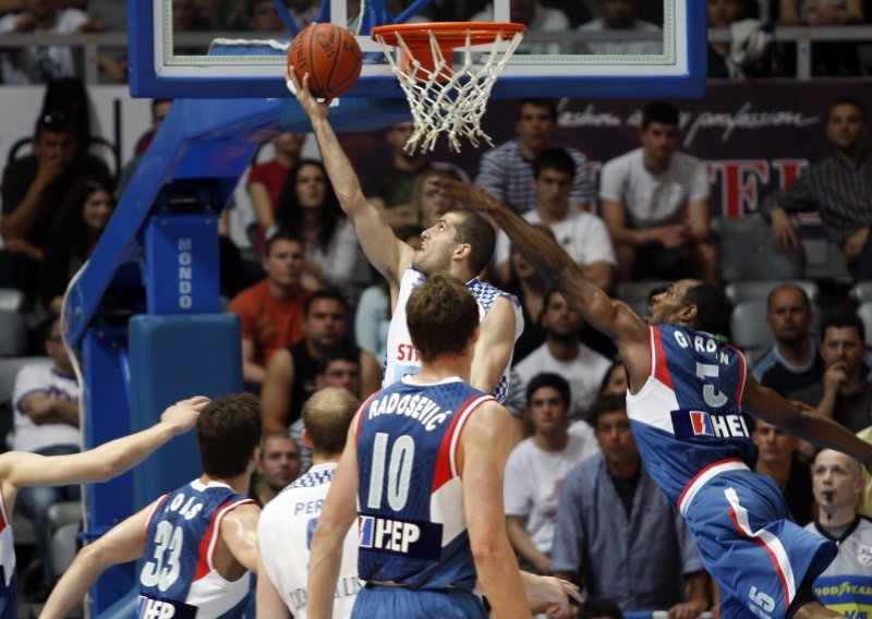 Cibona slavila u Zadru