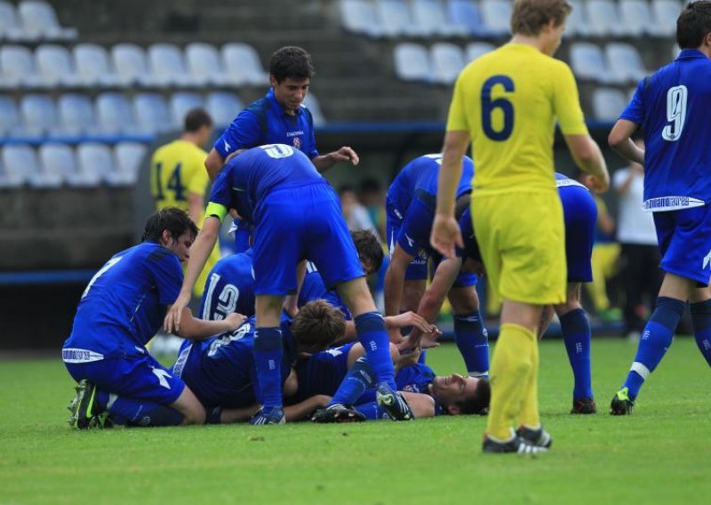 Dinamo pregazio Villarreal, blizu finale imenjaka