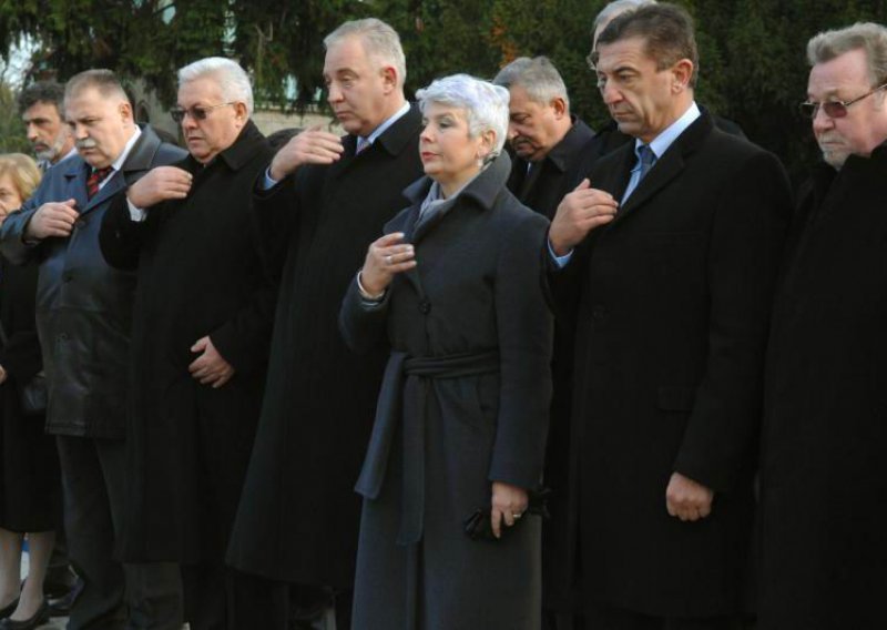 'I oporba će na izborima pretrpjeti štetu zbog Sanadera'