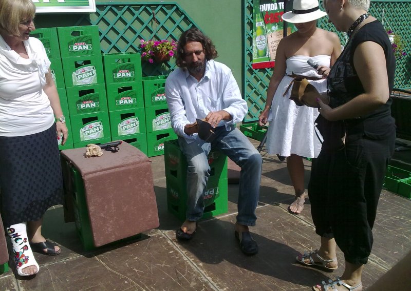 Ivan Čehok probao cipelicu na Špancirfestu