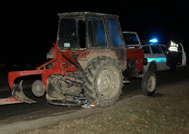 Pijan i bez vozačke traktorom ubio biciklistkinju