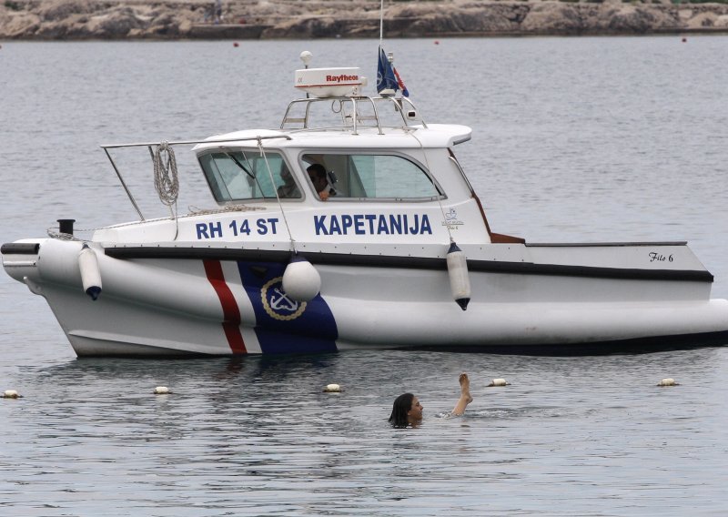 Čeh isplovio gumenjakom iz Senja, a pronađen kod Prvića