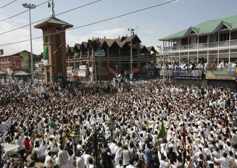 Indijski Kašmir zahvatili masovni prosvjedi