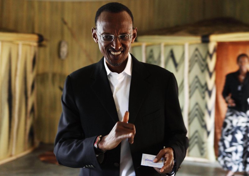 Kagame odnio pobjedu s gotovo 99 posto glasova