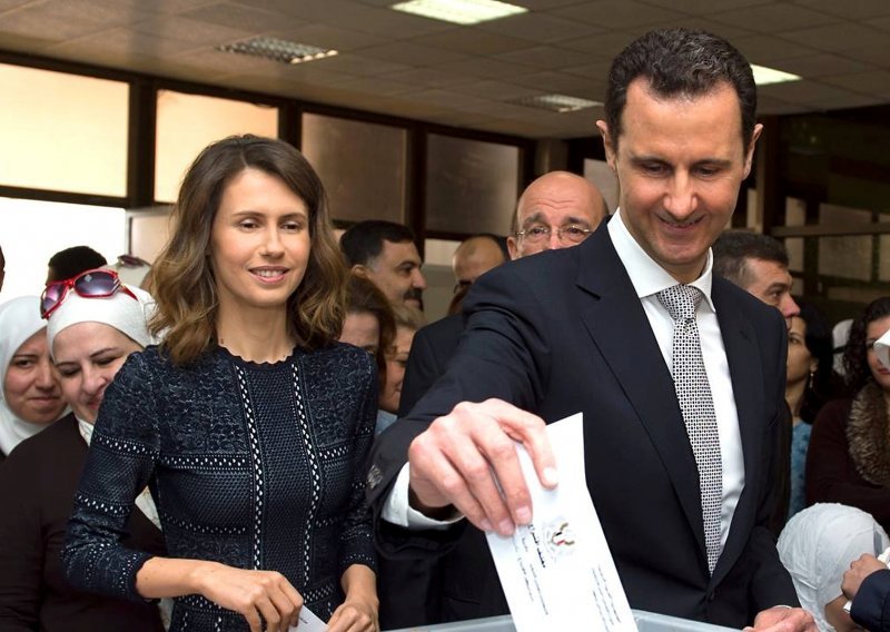 Asma al-Asad odbacila ponudu da napusti Siriju