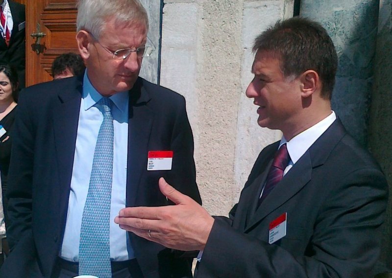 I Carl Bildt podržao Hrvatsku u pregovorima s EU