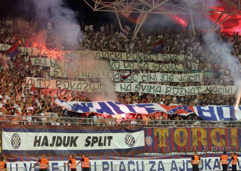 Hajduk prijavljen zbog rasizma i pirotehnike
