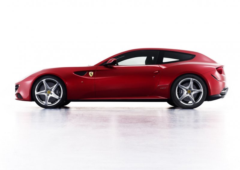 Ferrari nudi sedam godina besplatnog redovnog servisa