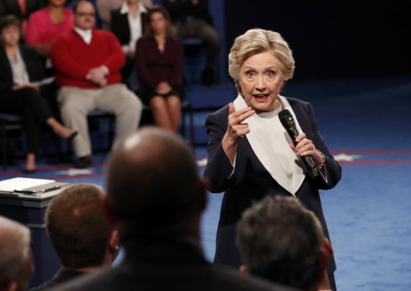 Elektronička pošta Hillary Clinton: u čemu je zapravo problem?