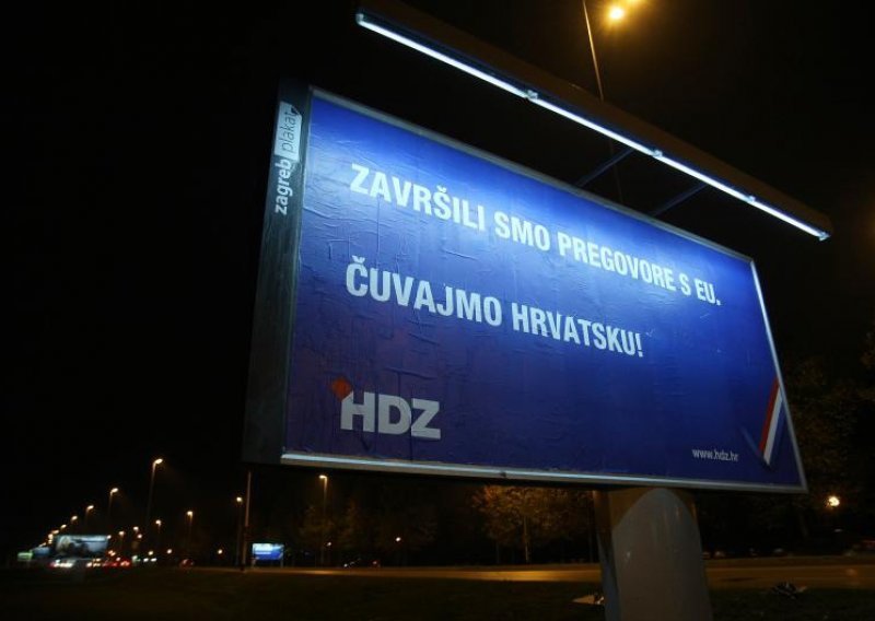 I HDZ krenuo u izbornu utrku plakatima