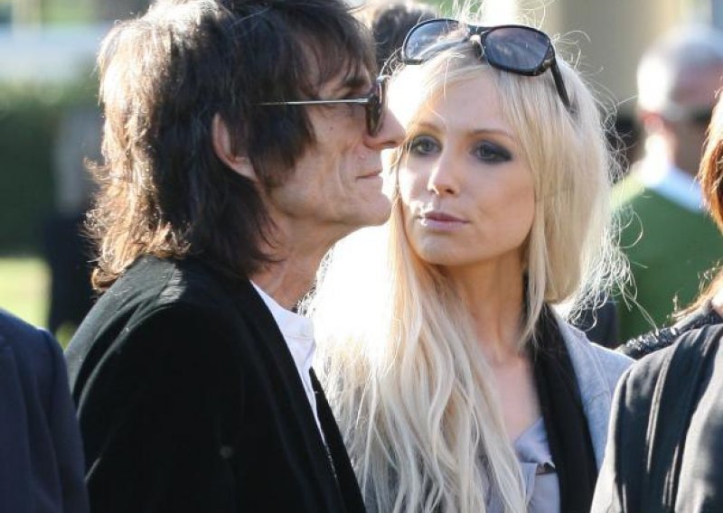 Ronnie Wood ljubi 39 godina mlađu djevojku