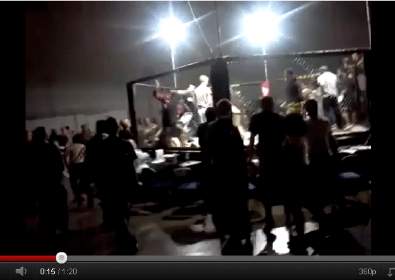Pogledajte: Masovna makljaža na turniru MMA