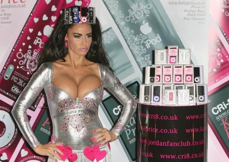 Katie Price provela strastvenu noć s Ciprianijem