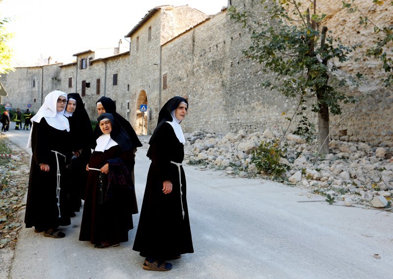 I dalje traje podrhtavanje tla u središnjoj Italiji