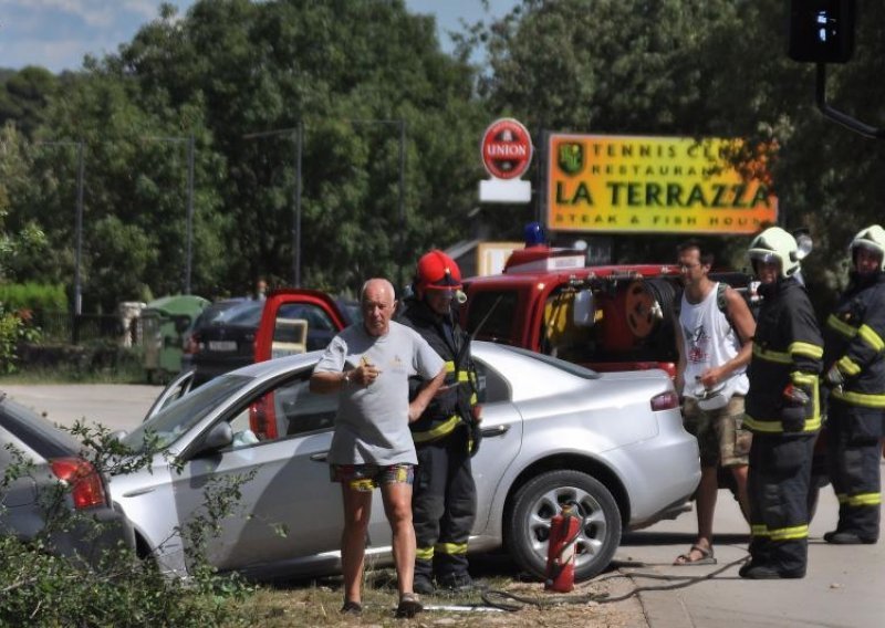 U sudaru talijanskih vozila teško ozlijeđena žena