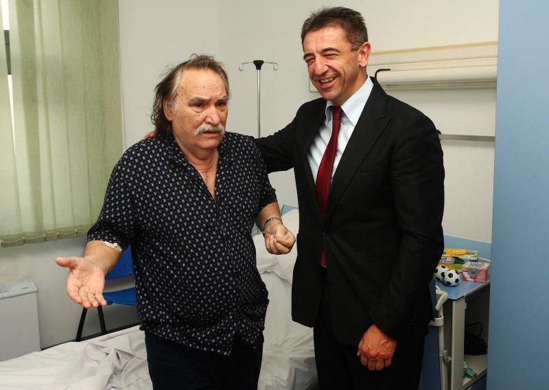 Mišu Kovača u bolnici posjetio ministar Milinović