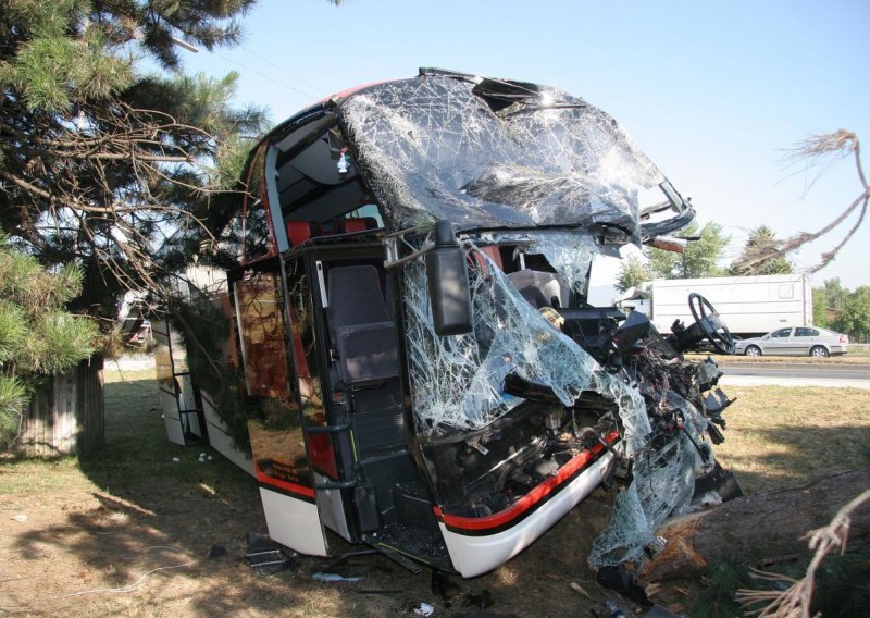 Vozač autobusa pojavit će se pred sucem na jesen