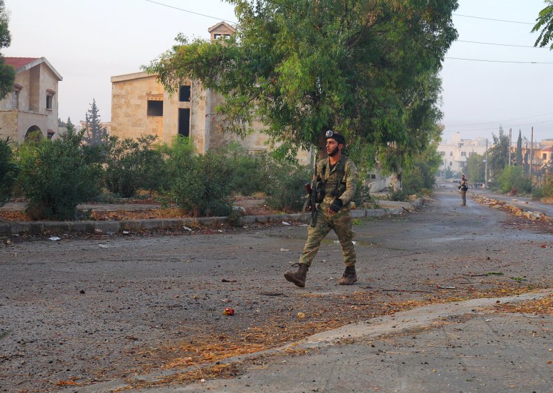 Pobunjenička ofenziva se nastavlja u Alepu, borbe na zapadu grada