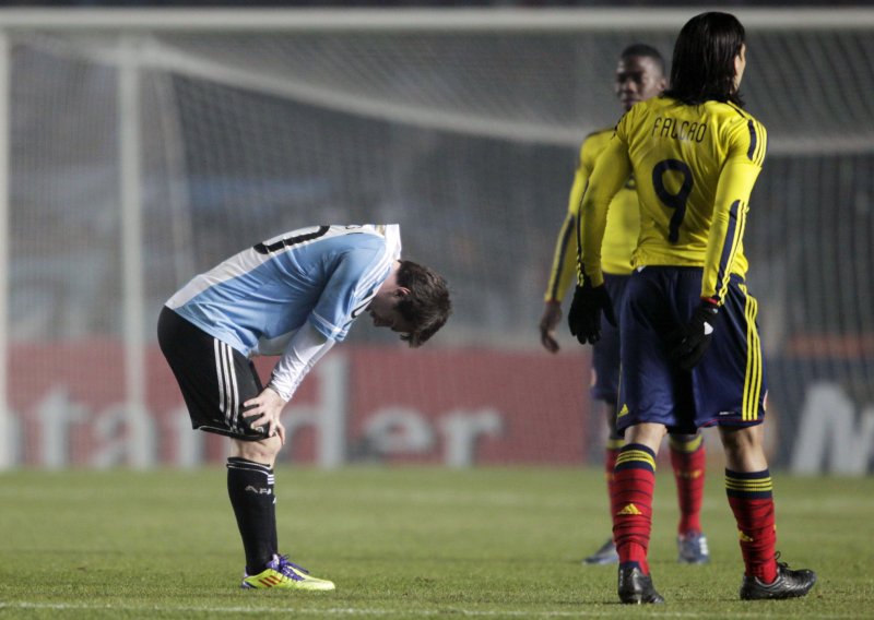 Navijači bijesni, Argentina opet podbacila