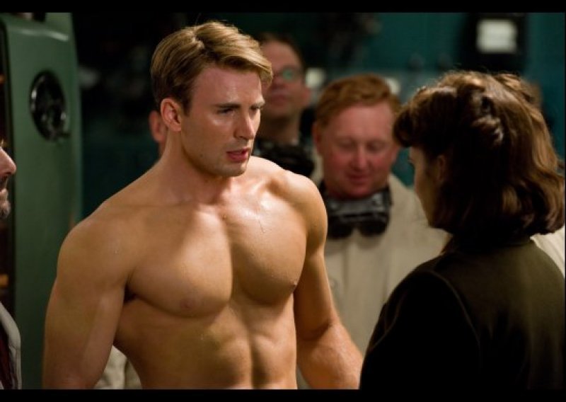 Neodoljivi Chris Evans u novom filmu