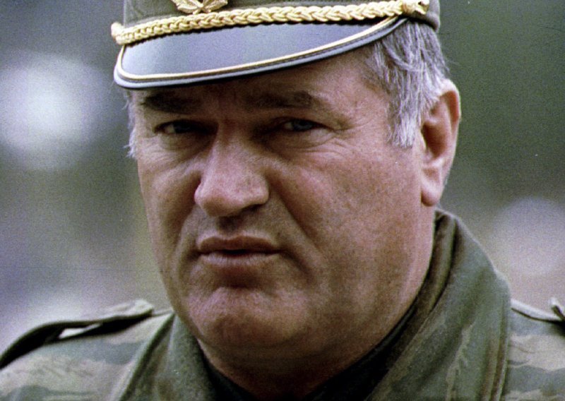 Na dan genocida u Banjoj Luci skup potpore Ratku Mladiću