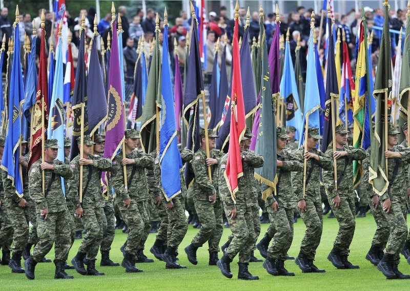 PM: Armed Forces' 20th anniversary big day for all Croatians