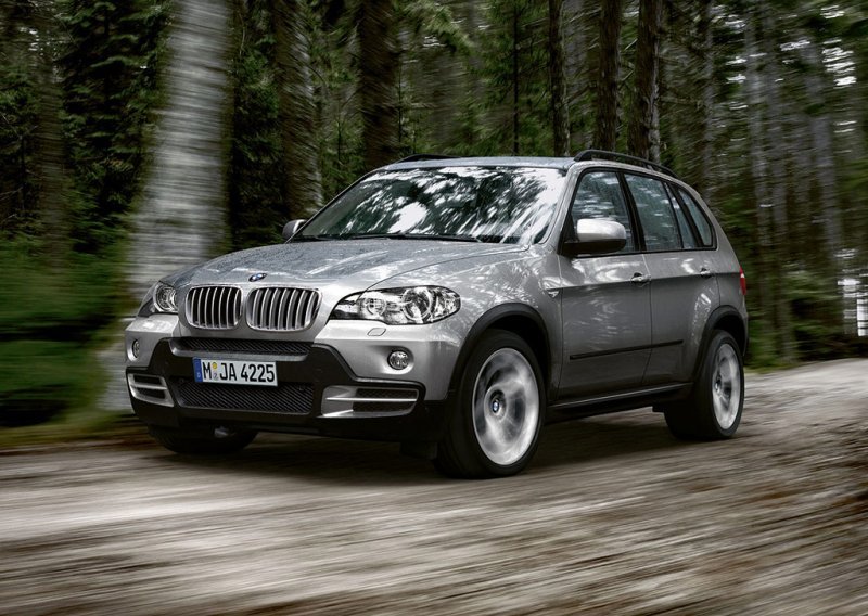 Uskoro BMW za sedmero putnika - X7