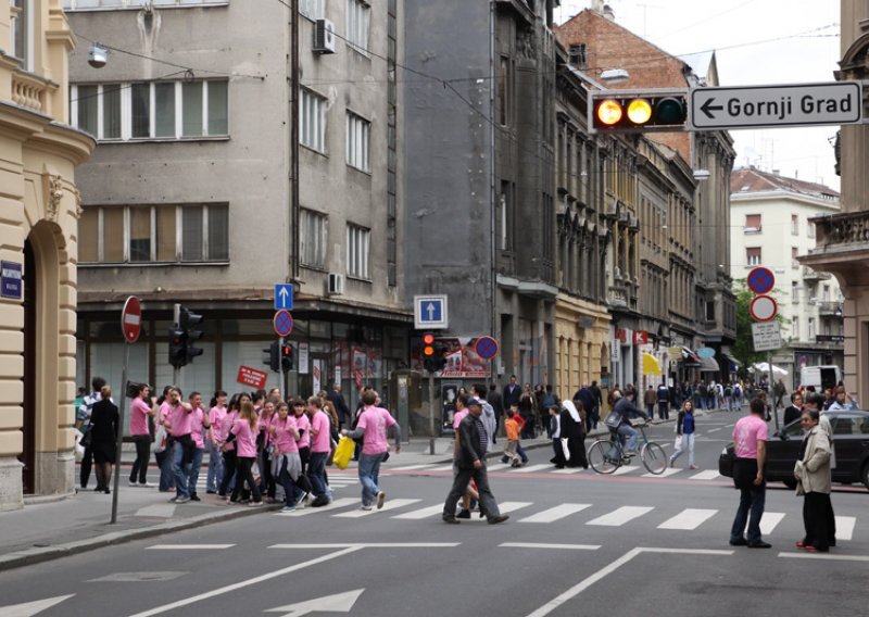 U zagrebačkoj norijadi privedeno 12 osoba