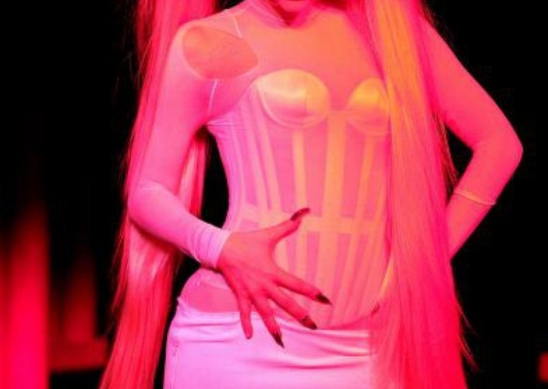 Lady Gaga nosi kostime i u krevet