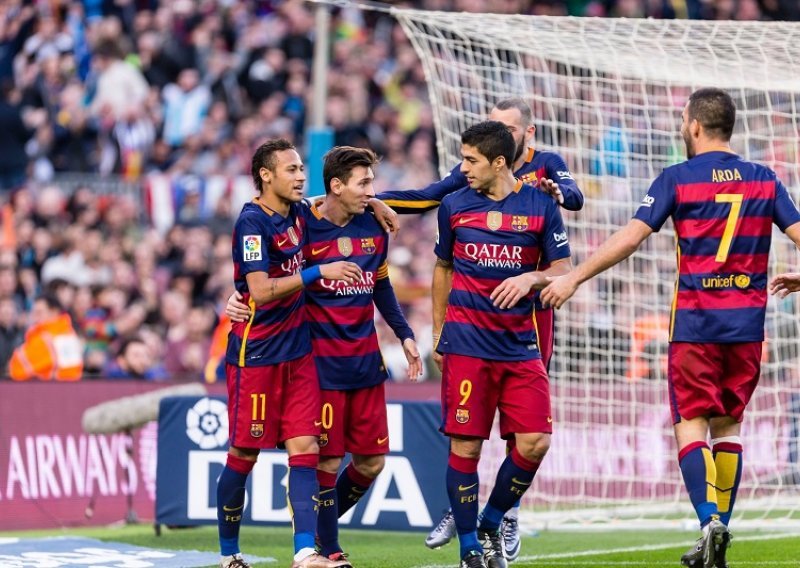 Messijeve majstorije vratile Barcelonu na vrh tablice