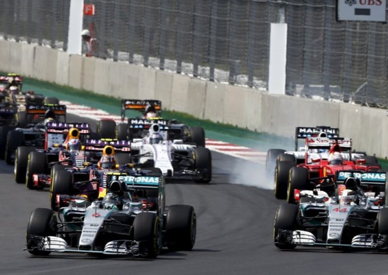 Rosberg u sjajnoj atmosferi ima priliku dotući Hamiltona!