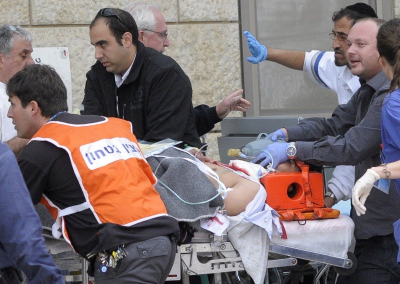 Umrla prva žrtva eksplozije, Izrael najavio odgovor