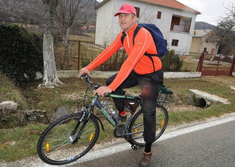 Načelnik putuje biciklom jer je općinski račun u blokadi