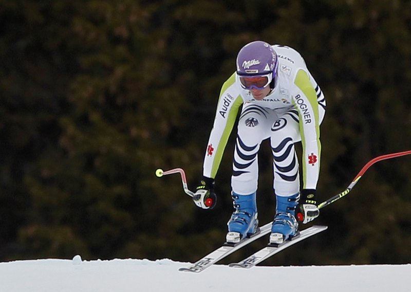 Maria Riesch slavila ispred Vonn