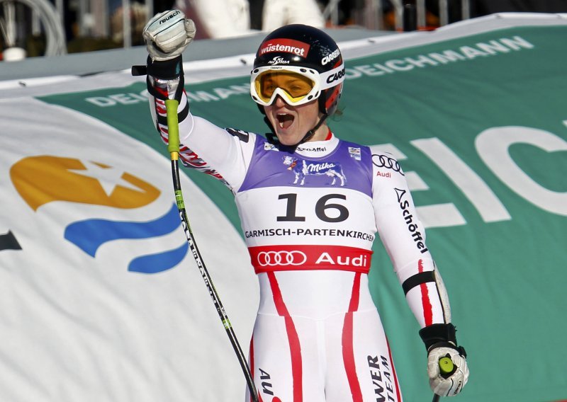 Prvo zlato za Görgl, Vonn bez medalje