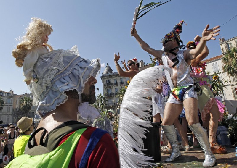 Sukobi na 'EuroPride' paradi u Varšavi
