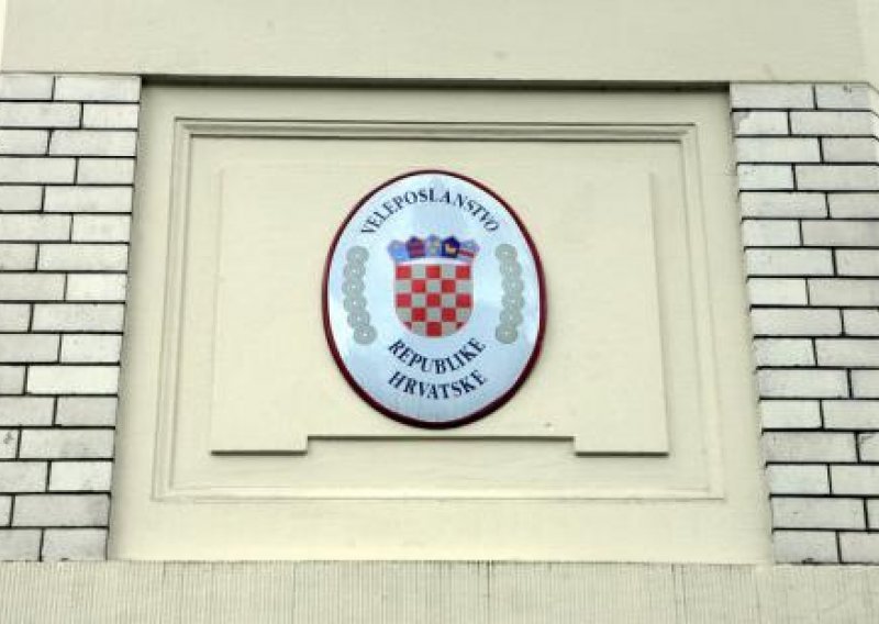 Croatian Embassy in Berlin receives package bomb