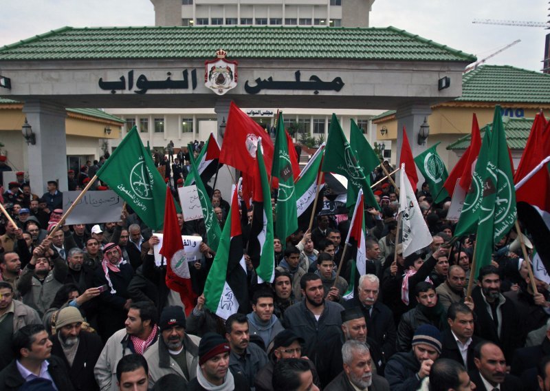 Prosvjed pred jordanskim parlamentom