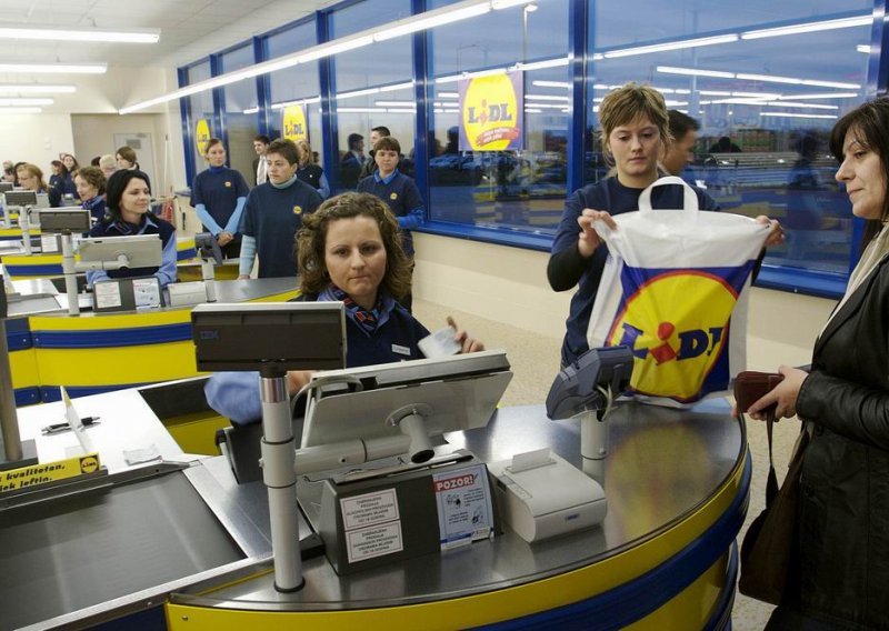 Lidl povećao plaće radnicima