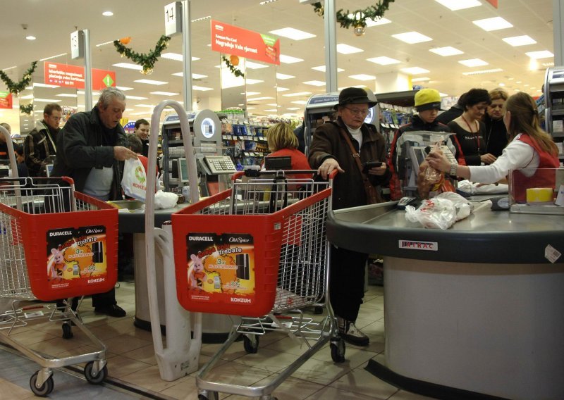 Odbili prodati alkohol 92-godišnjakinji bez osobne