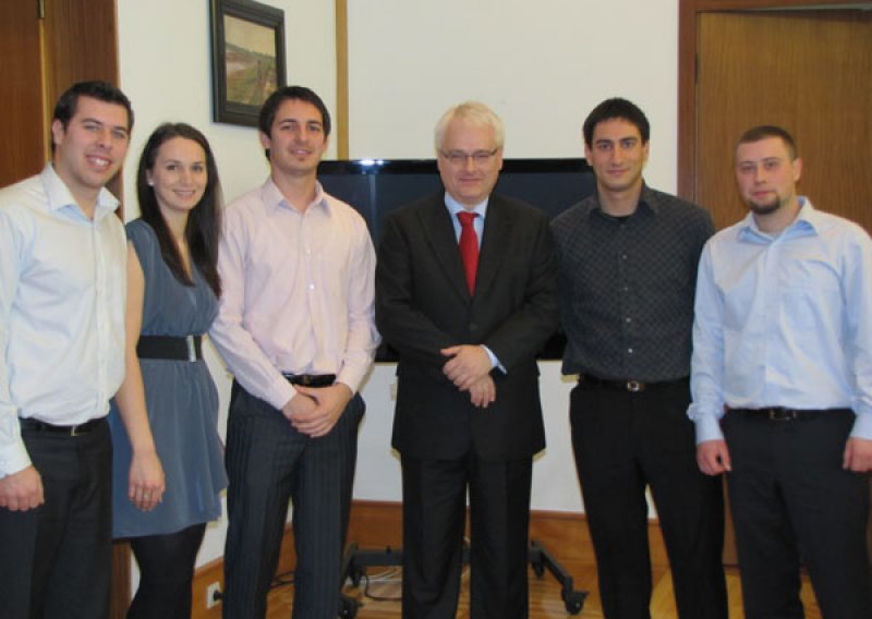 Josipović primio predstavnike na Imagine Cupu