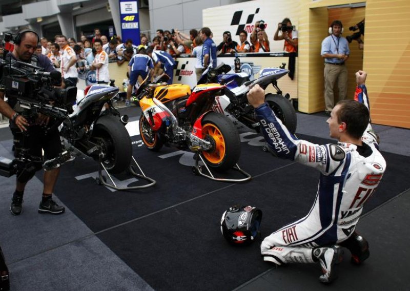 Lorenzo trijumfalno završio MotoGP sezonu