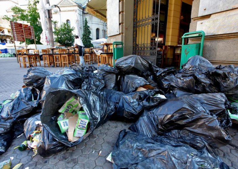 Smeće ovladalo Zagrebom