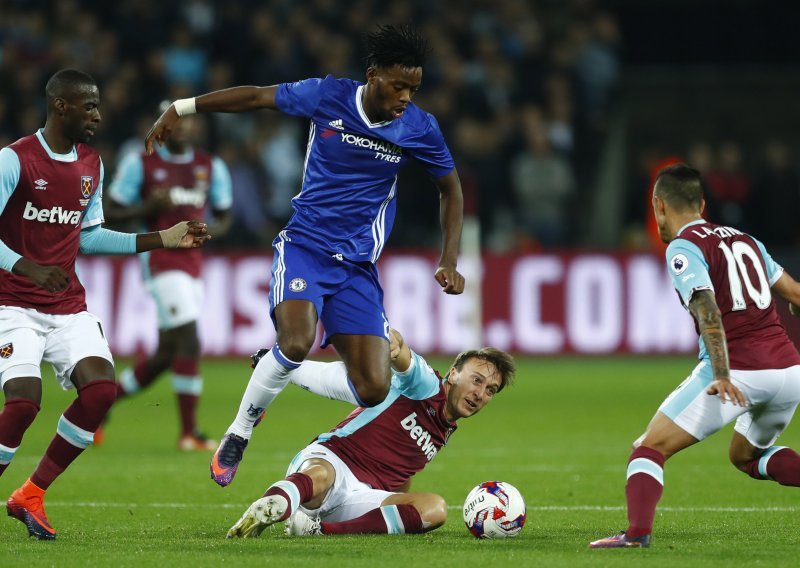 Bilić nokautirao Chelsea; ManU izbacio Guardiolu i City