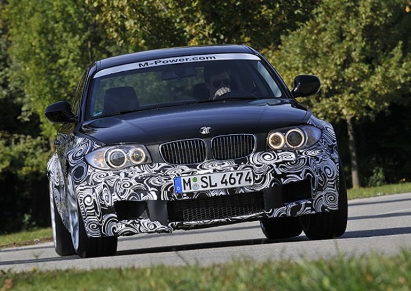 BMW 1 M Coupe – još pokoji detalj i fotografija